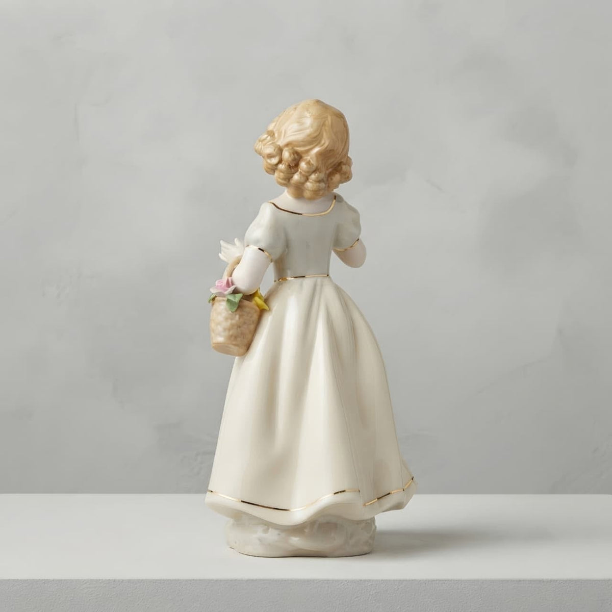Elegant Girl with Bird Porcelain Showpiece GI0011 rear view