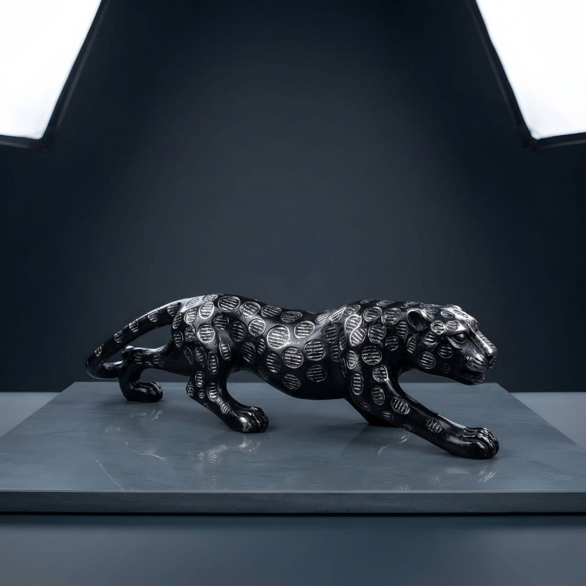 Royal Black Prowling Panther Figurine Large GI0017, product view